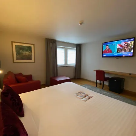Cote Cour 3* Дюрбюи