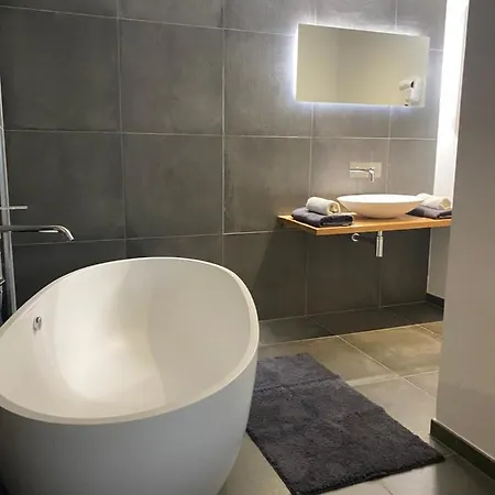 Côté Cour Hotel