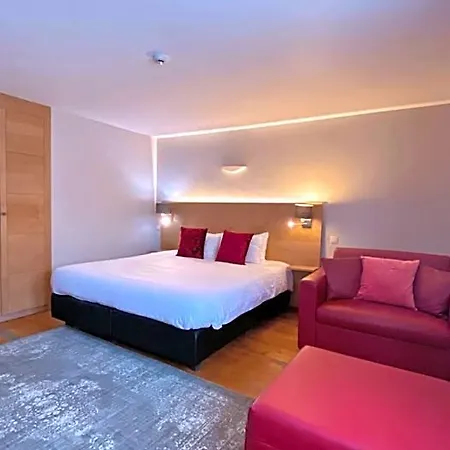 Cote Cour Hotell