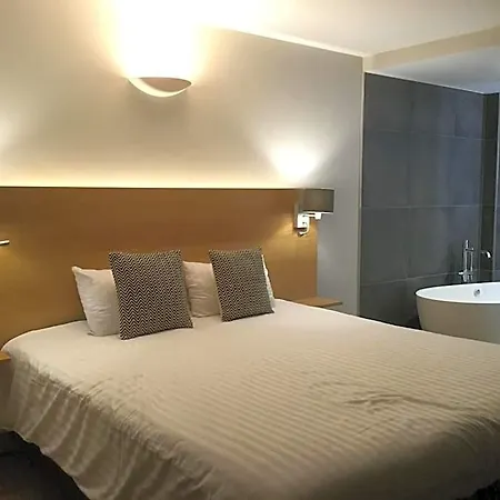Cote Cour Hotell