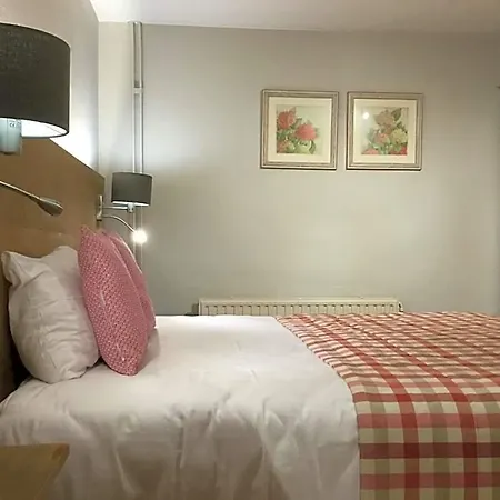 Cote Cour Hotell 3*