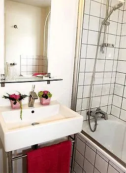 Côté Cour 3*