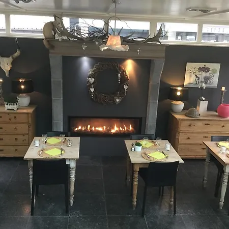 호텔 Cote Cour 더뷔